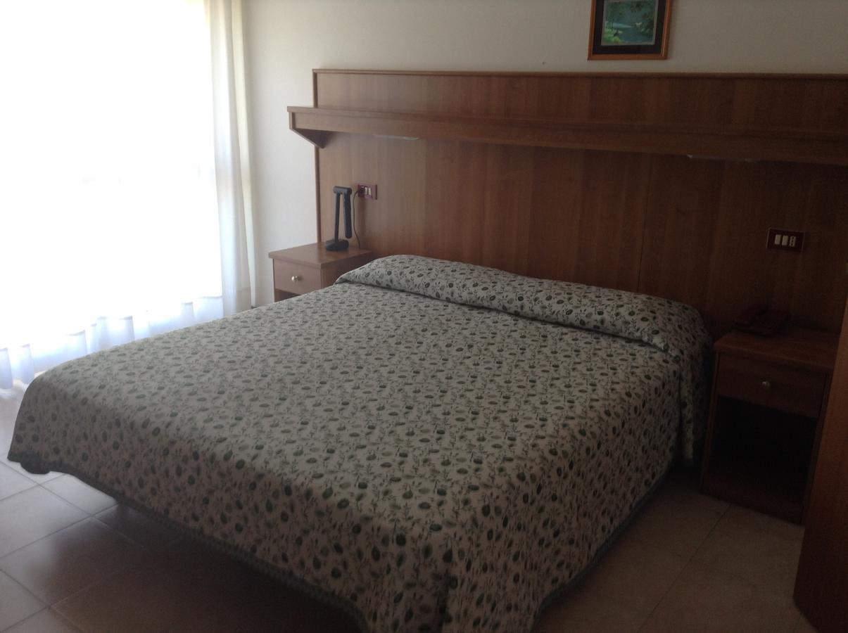 ארקליאה מארה Hotel Helvetia מראה חיצוני תמונה